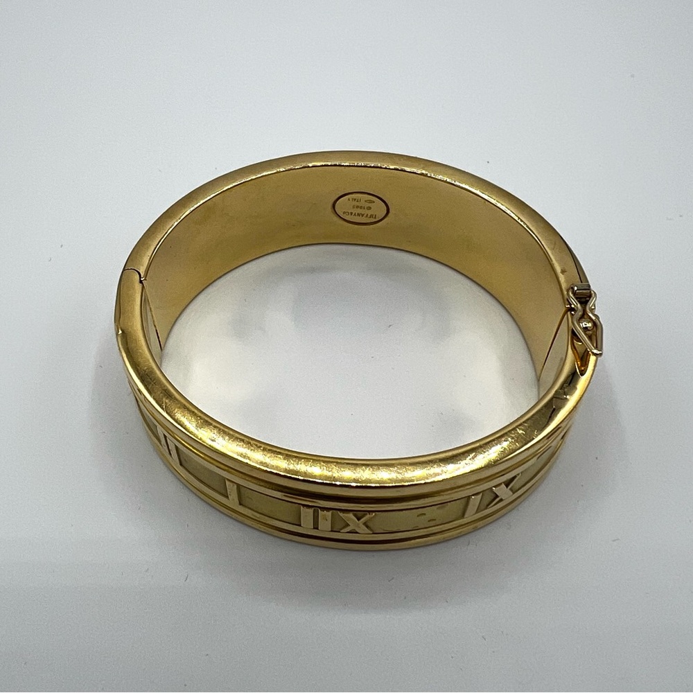 RARE Tiffany & Co. 18K Yellow Gold Thick Atlas Bangle Cuff Bracelet - Picture 10 of 11